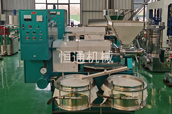 С���Ƅ�(d��ng)ե�͙C(j��)���С����С��ͷ�ͨ��